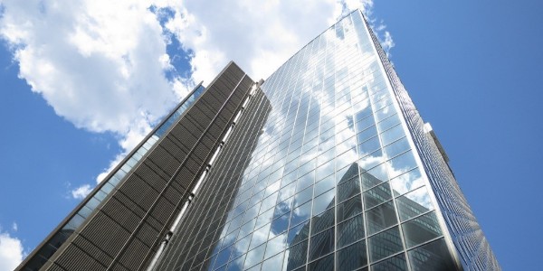 狼群社区视频免费观看网玻切-玻璃幕墙为什么会出现白斑